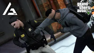 GTA 5 Roleplay - ARP - #633 - Officer In Distress.