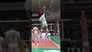 INSANE VOLLEYBALL ACE | Matey Kaziyski | Throwback Volleyball