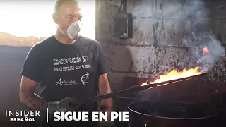 Cómo se hacen las espadas en los últimos talleres de Toledo, España | Sigue en pie | Insider Español