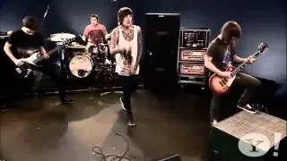 Bring Me The Horizon - Crucify Me (Exclusive Performance Yahoo! Music)