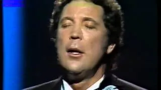 Tom Jones - A boy from nowhere live at the Palladium