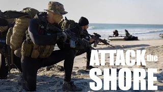 Bold Alligator 14: Recon and Amphibious Assault Marines Attack the Shore