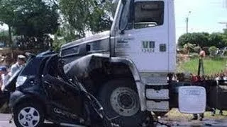 Semi Crash Compilation 2013 Part 3