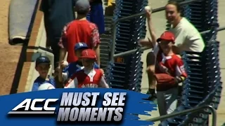 Duke Fan Makes Awesome Foul Ball Catch