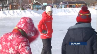 В барнаульском парке «Арлекино» начался сезон зимних забав