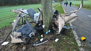 Frontal gegen Baum: 20-Jähriger stirbt bei schwerem Unfall auf L 913 zwischen Hoppecke und Thülen