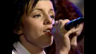 t.A.T.u. - All The Things She Said | Live Craig Kilborn Show 2003