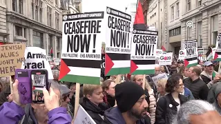 Tens of thousands call for Gaza ceasefire in London march