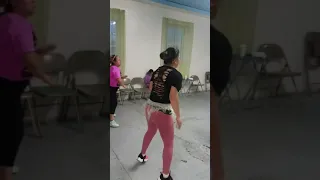 Cumbiarobics Battle (step it up)