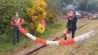 La CGT rouvre symboliquement la ligne de train Caen-Flers à Condé-en-Normandie.