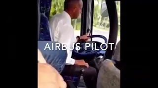 Boeing pilot vs Airbus pilot meme