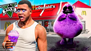 NO BEBAS EL BATIDO de GRIMACE en GTA 5!