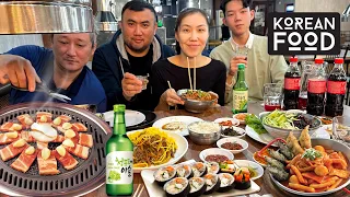 КОРЕЙСКАЯ УЛИЧНАЯ ЕДА В РЕСТОРАНЕ ASIAN BBQ В АЛМАТЫ ЖАРИМ МЯСО ПЬЕМ СОДЖУ, KOREAN STREET FOOD