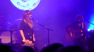 Angus & Julia Stone - Big Jet Plane - Live in Paris 2011