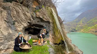 A CAVE in the village! amazing old-style cooking in a cave