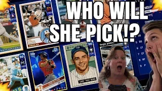 MLB 17: MY MOM DRAFTS OUR TEAM!? (SO FUNNY😂)