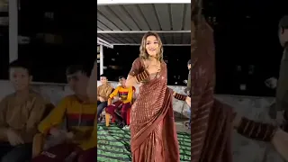 Pakistani vs Indian transgender