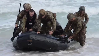 Soldiers Conduct Waterborne Ops