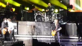 ''Carry that weight''   Paul Mccartney METLIFE STADIUM sun/aug/7/2016