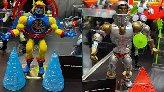 New masters of the Universe sy-klone and extendar on display sdcc 2023