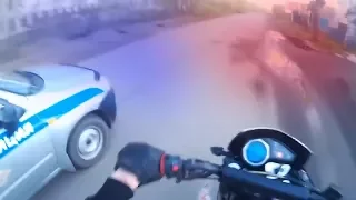 The mad chase of a motorcycle  2018  Motorcycle police chases