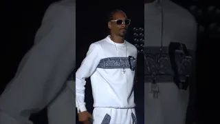 Snoop Dogg and Dr. Dre onstage in L A #live #shorts