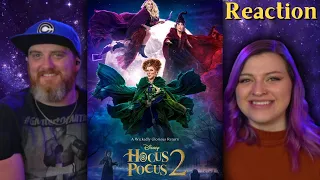 FIRST TIME WATCHING Hocus Pocus 2 (2022) Movie Reaction (Disney Plus) HatGuy & @gnarlynikki  React