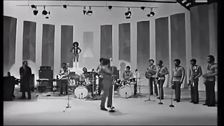 James Brown -  It's a Man's World Live in Rome 1971 with Bootsy Collins