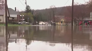 Pittsburgh area floods as rivers rise