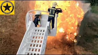 BRUDER FIRE TRUCKS Desaster LOADER on FIRE Explosion! Fire Fighter Action