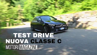 Mercedes Classe C 2023: test drive della "baby-Benz" diventata grande