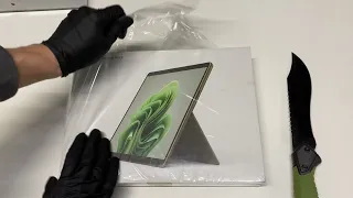 Microsoft Surface Pro 9 Unboxing