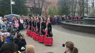 Башкирский танец "Семь девушек"