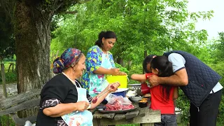 Cooking Baklava at Camping: Bushcraft Survival in the Rain Mountains