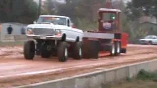 1979 Ford on 2 5 ton Rockwells Truck pulling Millers