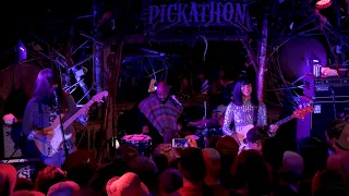 Khruangbin at Pickathon - The Number 3 | Cómo Me Quieres | The Number 4