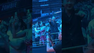 UFC Singapore: The Korean Zombie walks out for the last time in his career. Goosebumps!