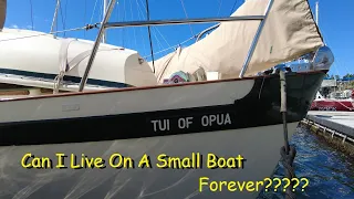 Can You Live On A Small Boat?