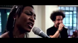 Mamas Gun Feat. Beverley Knight - Only One (Live) OFFICIAL VIDEO