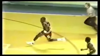 Michael Jordan Cradle Dunk vs Bucks