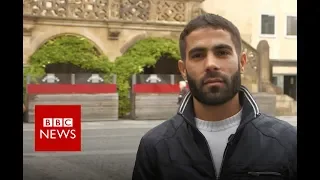 Refugee crisis: The Syrians abandoning Europe - BBC News