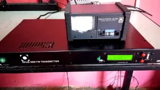 Transmissor de FM 50 Watts Stereo