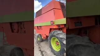 Droningborg D4000S HYDROSTATIC combine Harvester