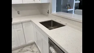 Sparkling White Quartz Kitchen Counter tops with full backsplash 😍❤️