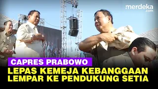 Momen Prabowo Lepas Kemeja Kebanggaan & Berikan Jam Tangan ke Emak Emak di NTT