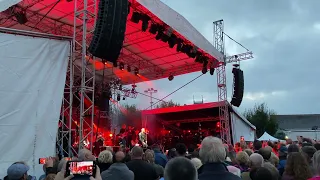 Jean-Baptiste Guégan interprète Marie au festival de la Saint-Loup à Guingamp