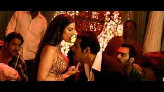 Laila music video HD  Sunny Leone, John Abraham  Shootout at Wadala