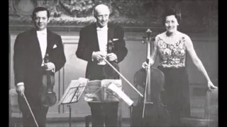 Mozart Divertimento in E Flat, K. 563 Grumiaux Trio