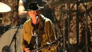 Neil Young + Promise of the Real - A Rock Star Bucks a Coffee Shop (Live at Farm Aid 30)