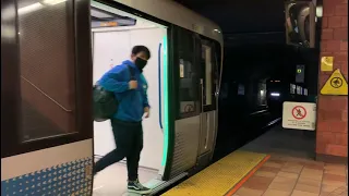 MONTREAL METRO IN ACTION NOVEMBER 2020